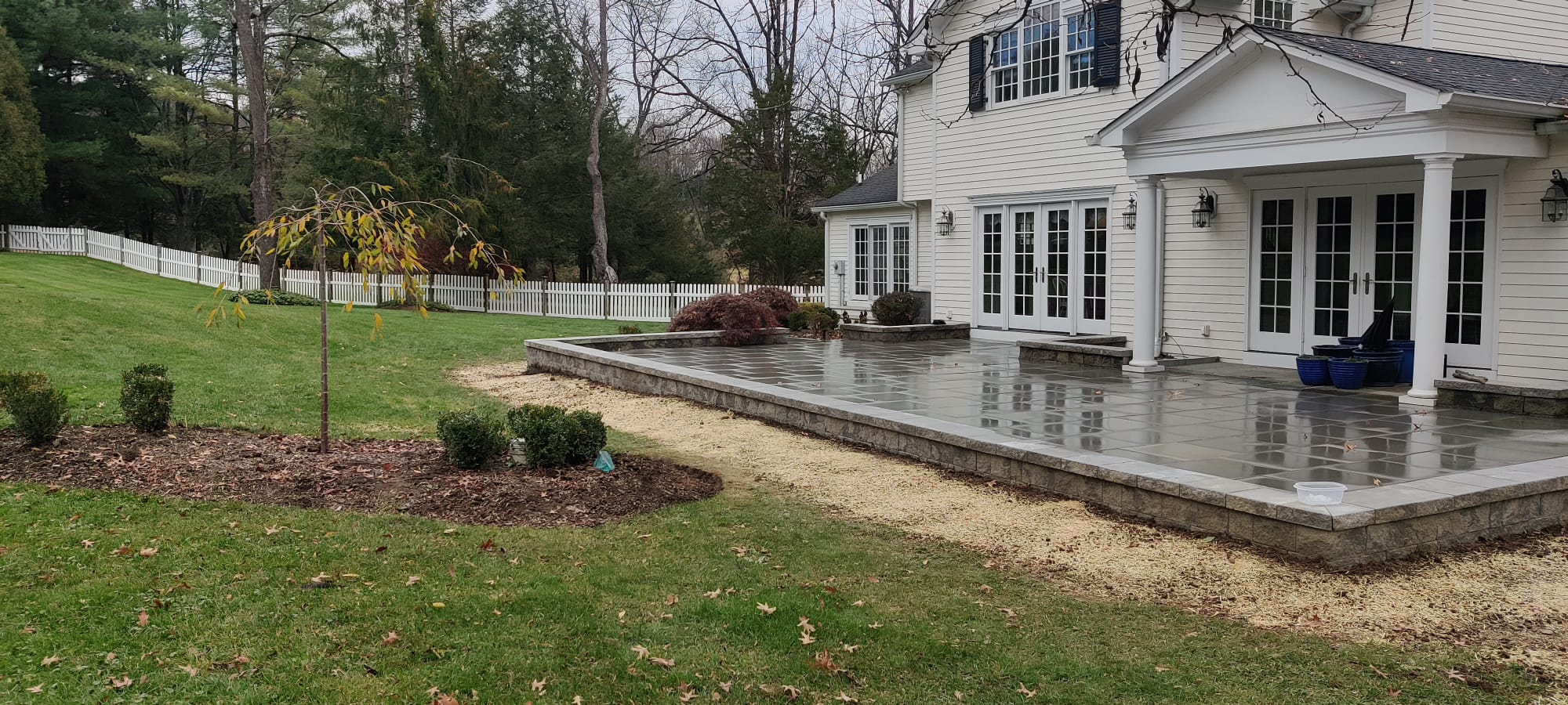 Completed patio installation by JIREH SERVICE